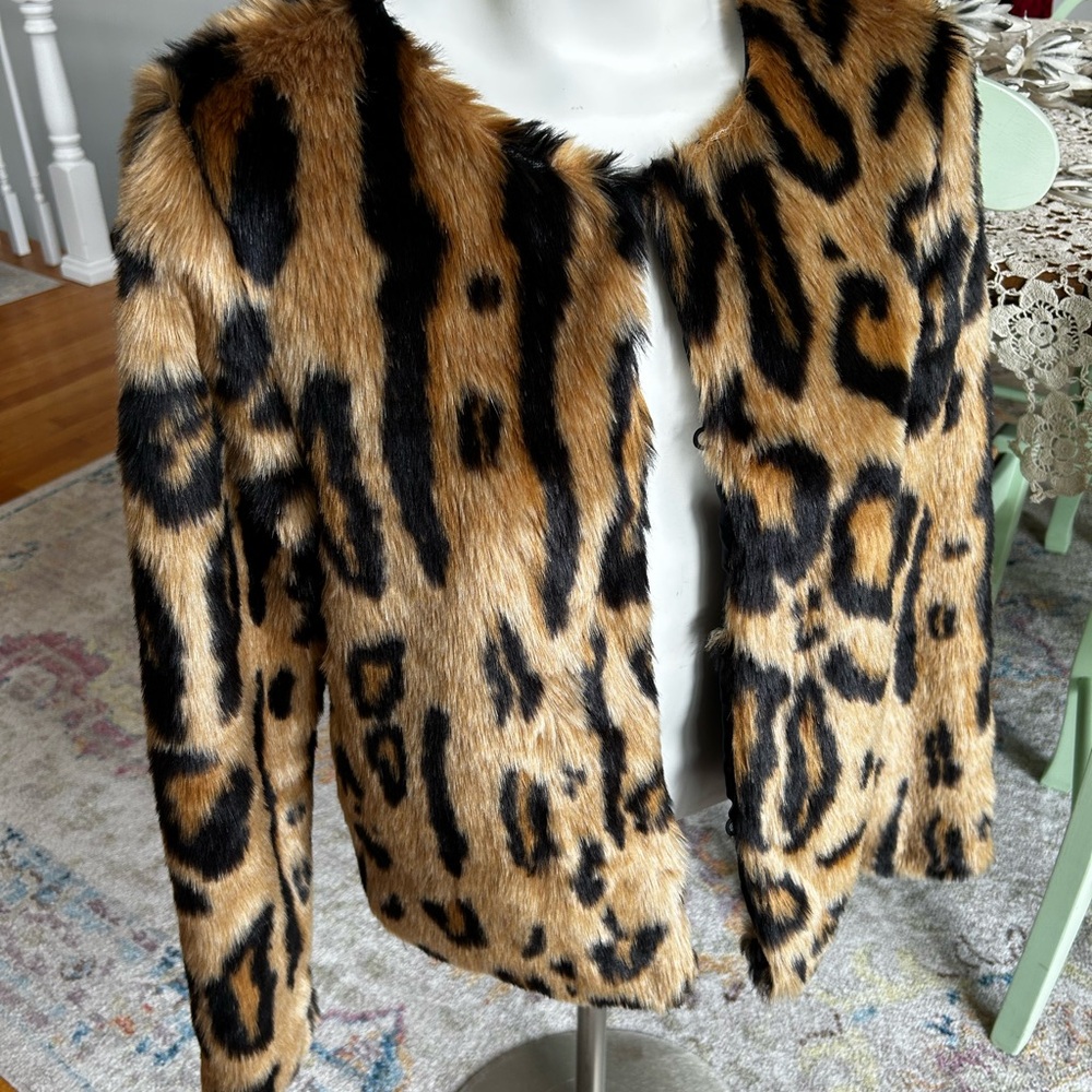 Faux Fur Leopard Print Jacket - Women
